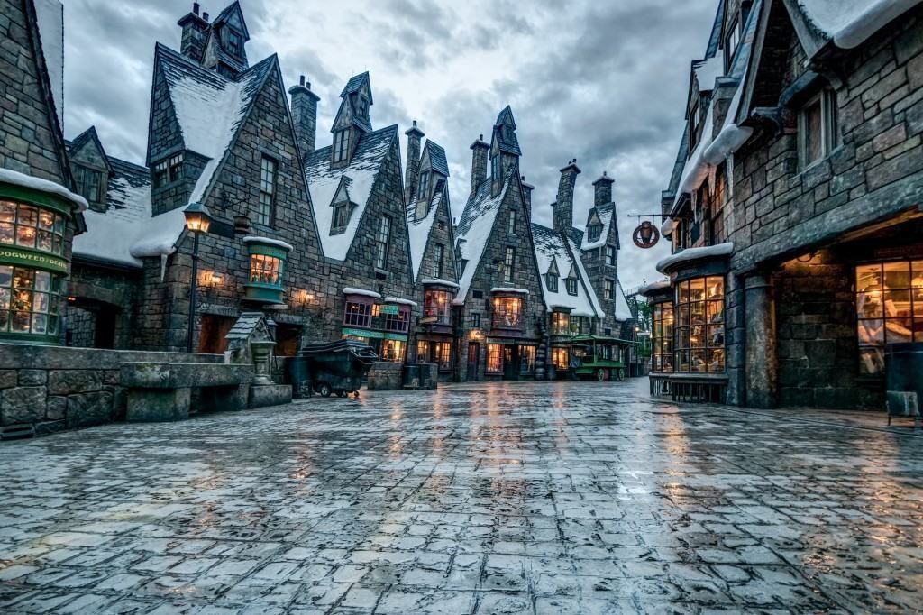 ¿Qué Hace a Hogsmeade un Lugar Tan Especial en el Mundo de Harry Potter?